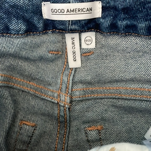 Good American Good Curve Jeans - Picture 4 of 8